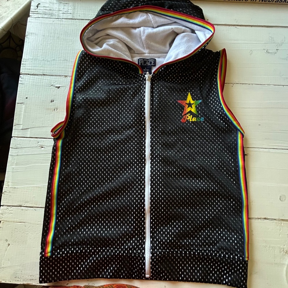 The Childrens Place Kids Black Mesh Rainbow Zip Up Sleeveless Hoodie L 10/12